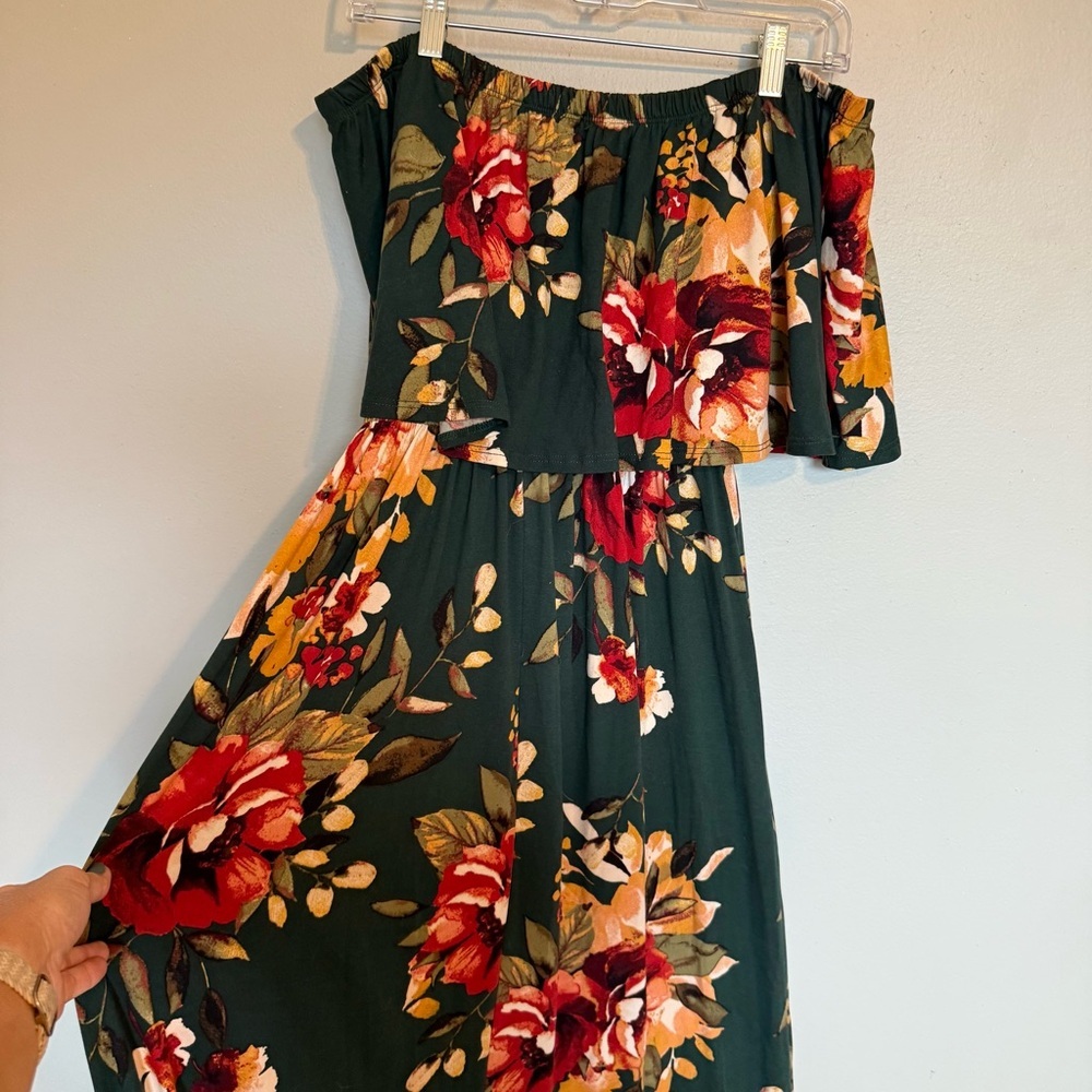 Altar’d State Women’s Floral Off-Shoulder Maxi Dress Size Small - Picture 8 of 9